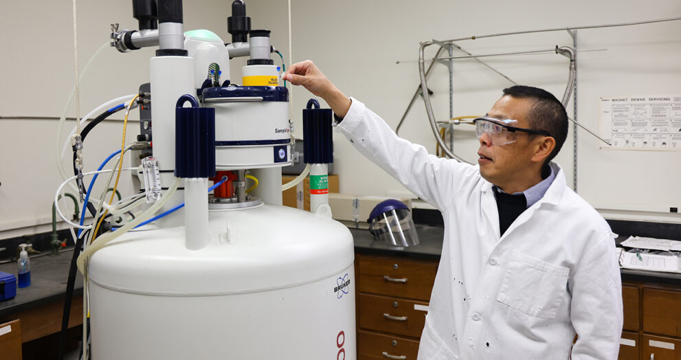 Dr. Masaki Uchida lead a study that helps students understand Spin-State in inorganic chemistry.