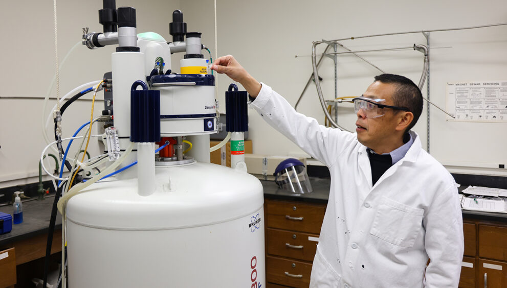Dr. Masaki Uchida lead a study that helps students understand Spin-State in inorganic chemistry.