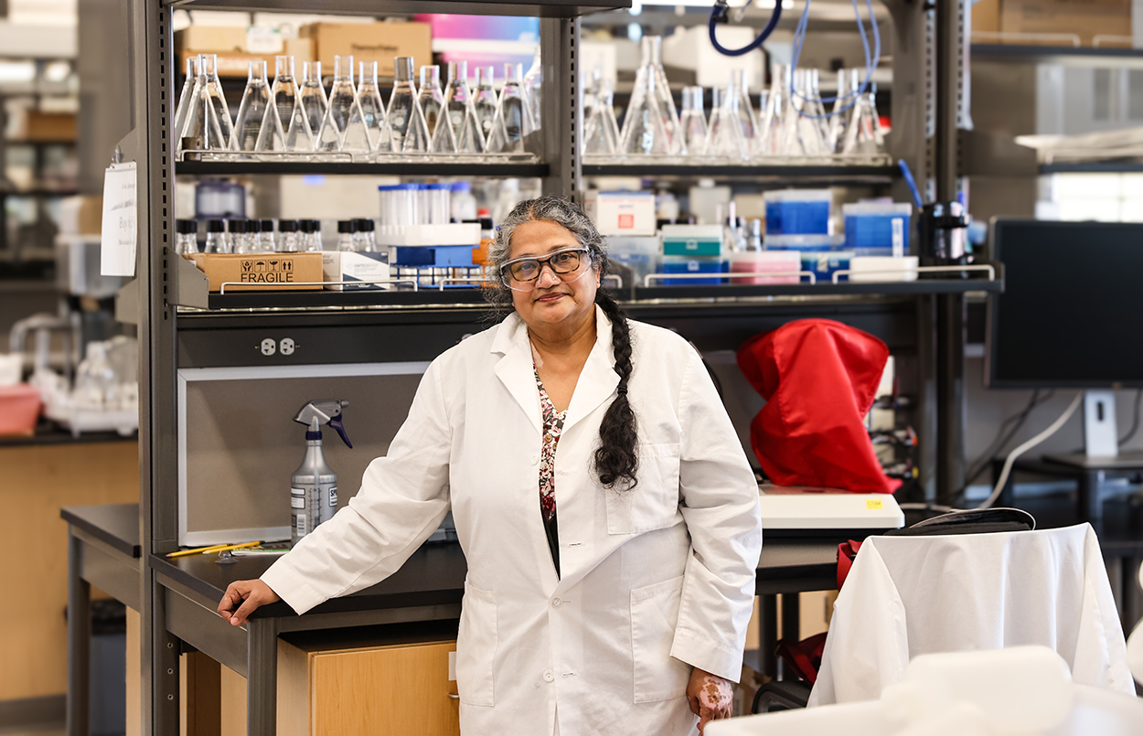 Fresno State chemistry and biochemistry professor Dr. Kalyani Maitra, is conducting research on algae.